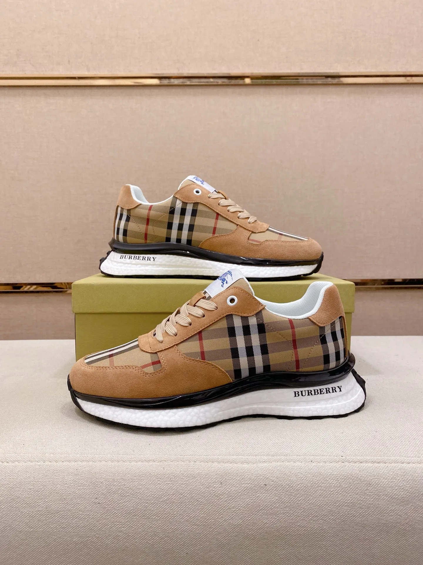 Men's clothing and shoes💰:442💰🇮🇹🇮🇹Synchronized with BURBERRY's top purchasing agents🔍🔍. First-layer cowhide and fabric imported from Italy. Fully imported mesh lining, sole: original sole provided by the original factory, exclusive movable molded sole, super comfortable, original factory follow-up goods, 🔍🔍high quality, can be entered and exited at will, welcome to compare code number 38-44 (45 is custom-made and cannot be returned or exchanged)